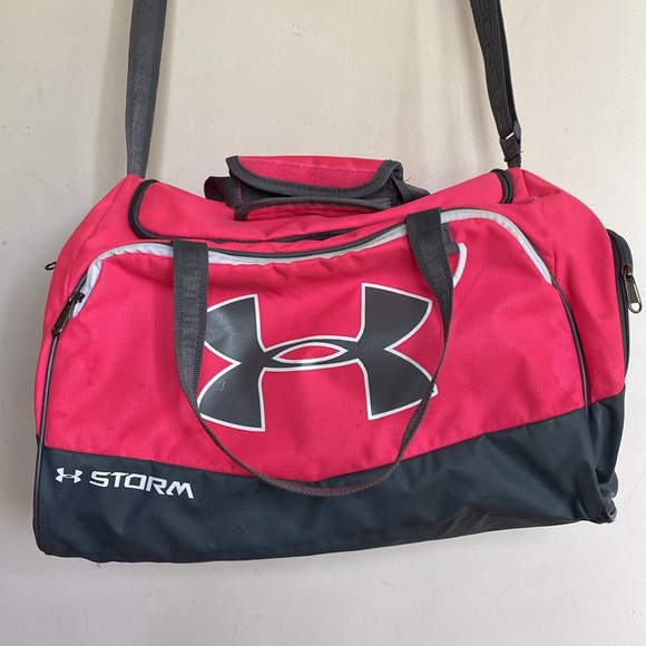 Under Armour “Storm” Large Multi Section Duffle Sports Bag W/Strap & Handles - Picture 2 of 13
